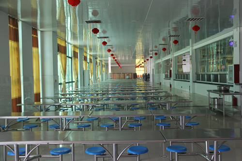 配套設(shè)施-食堂、浴室等